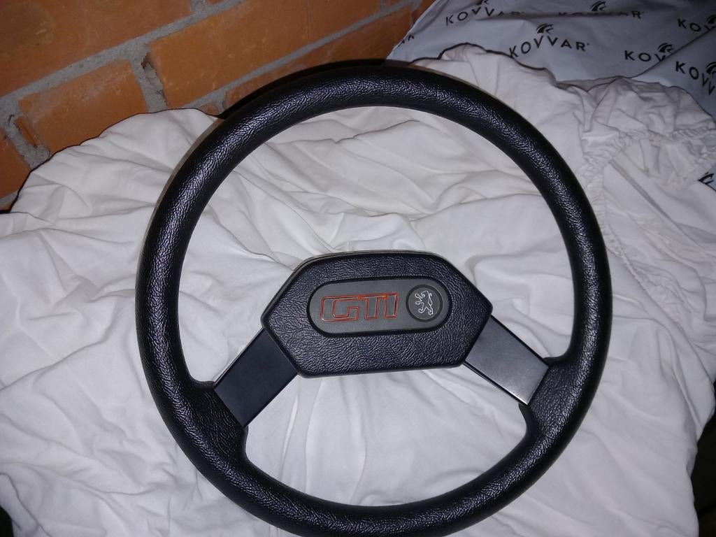 Stuurwiel peugeot 205 GTi, Auto-onderdelen, Ophalen of Verzenden, Nieuw, Peugeot