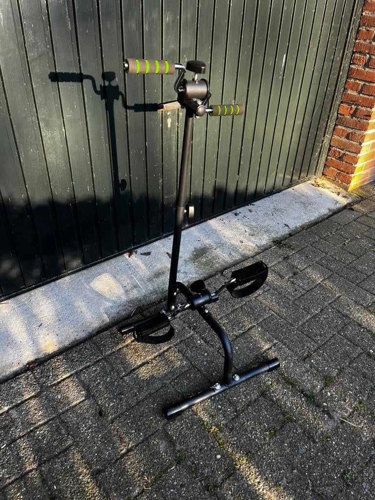 Stoelfiets voor armen en benen, Ophalen, Gebruikt, Benen, Stoelfiets