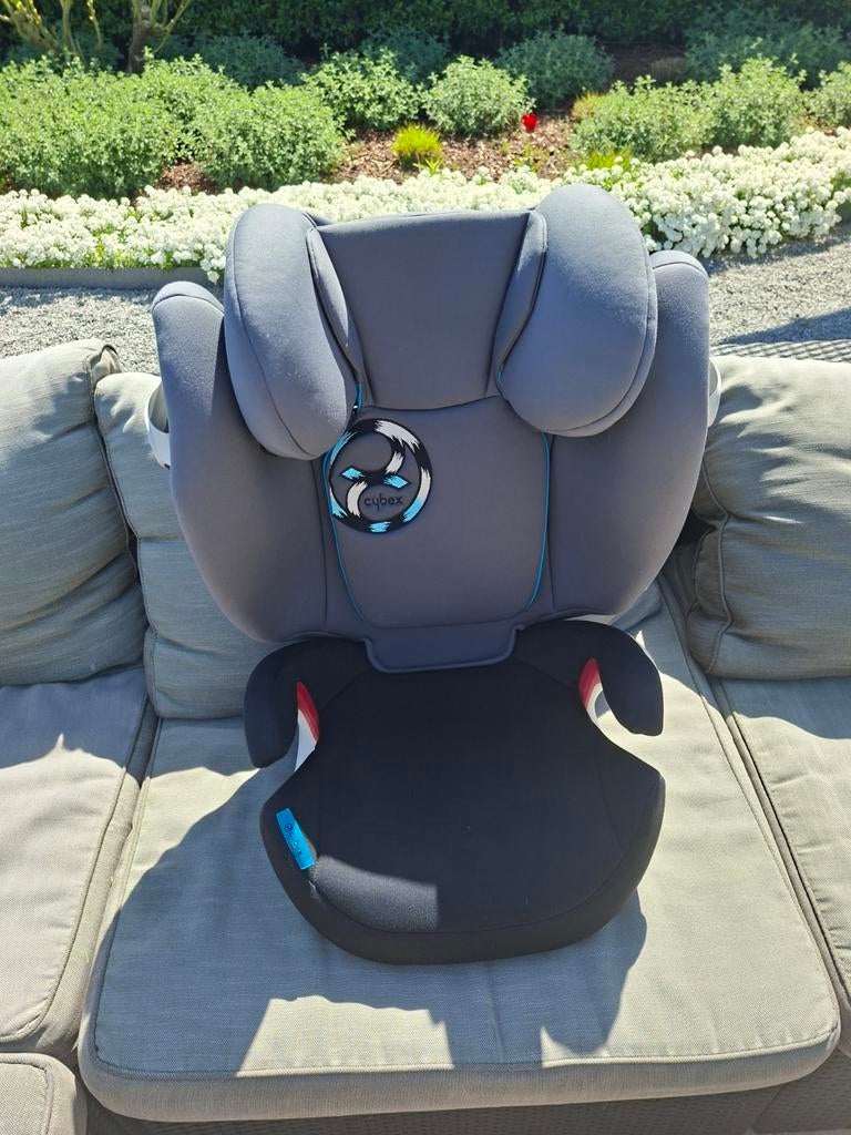 Cybex Solution M-Fix autostoel grijs/zwart/blauw, Autogordel of Isofix, Gebruikt, 15 t/m 36 kg, Zijbescherming