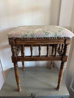 Brocante landelijke franse kruk boudoire stoel, Ophalen of Verzenden