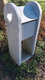 Vrijstaande hardstenen brievenbus, Ophalen, Gebruikt, Hardsteen, Staande brievenbus