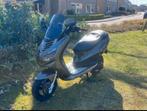 Peugeot elystar 70 cc twee takt, Fietsen en Brommers, Scooters | Peugeot, Ophalen, Zo goed als nieuw, Benzine, Overige modellen