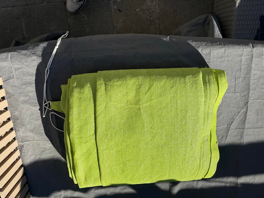 Groen schaduwdoek, Ophalen, Gebruikt