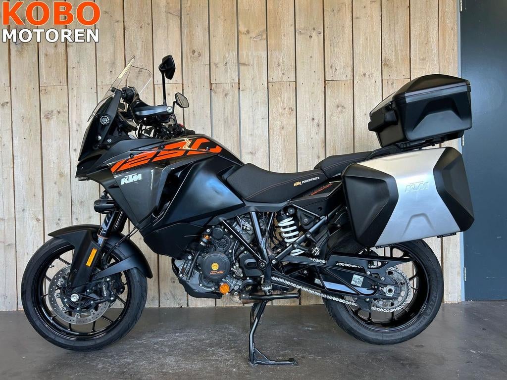 KTM 1290 SUPER ADVENTURE S (bj 2018), 2 cilinders, KTM, Motorrijbewijs A, Bedrijf