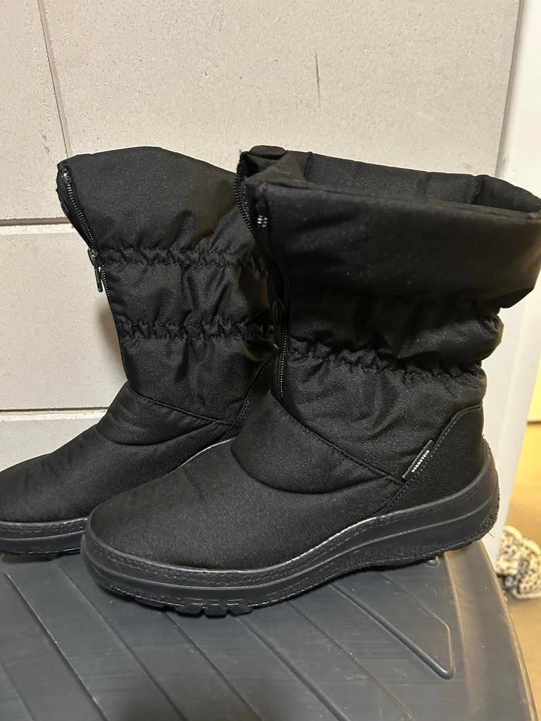 Zwarte snowboots maat 38, Zwart, Snowboots, Ophalen of Verzenden, Zo goed als nieuw