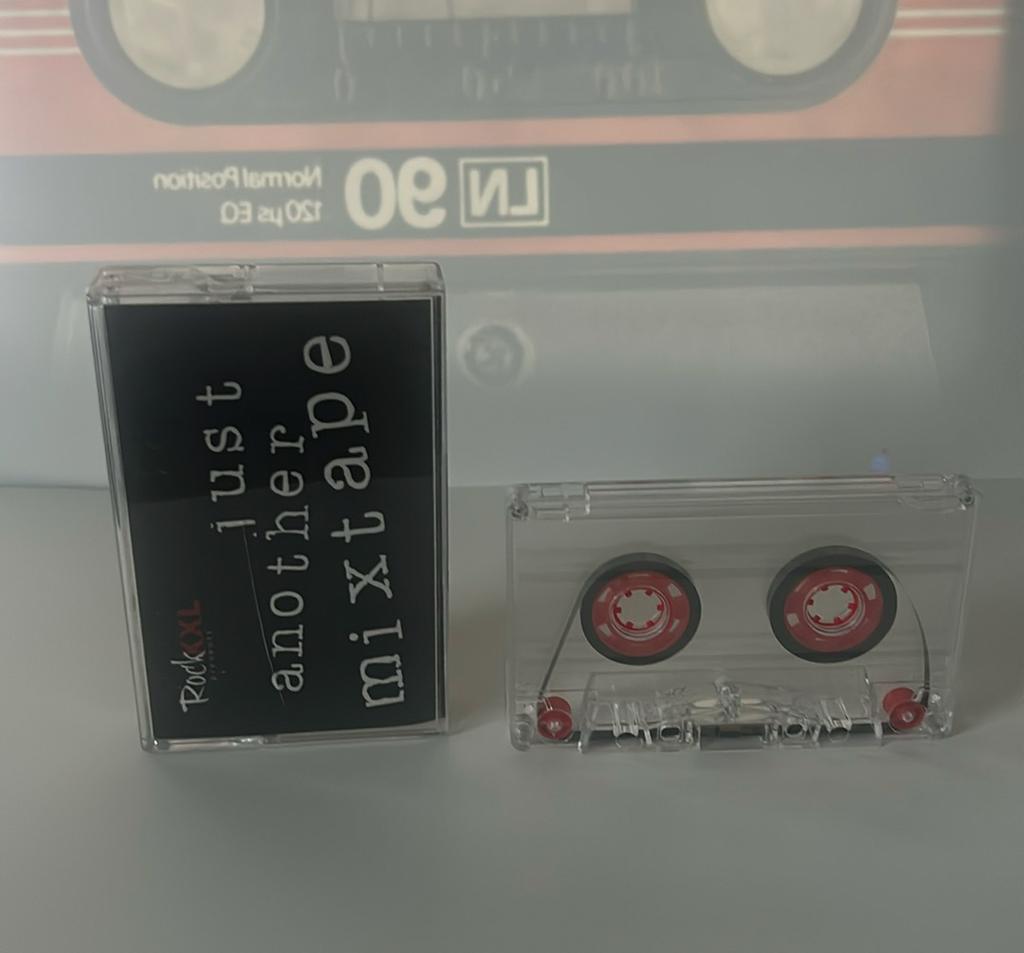 RockXL – Just Another Mixtape – Hardcore/Punk Cassette, Cd's en Dvd's, Cassettebandjes, Ophalen of Verzenden, Gebruikt, 1 bandje
