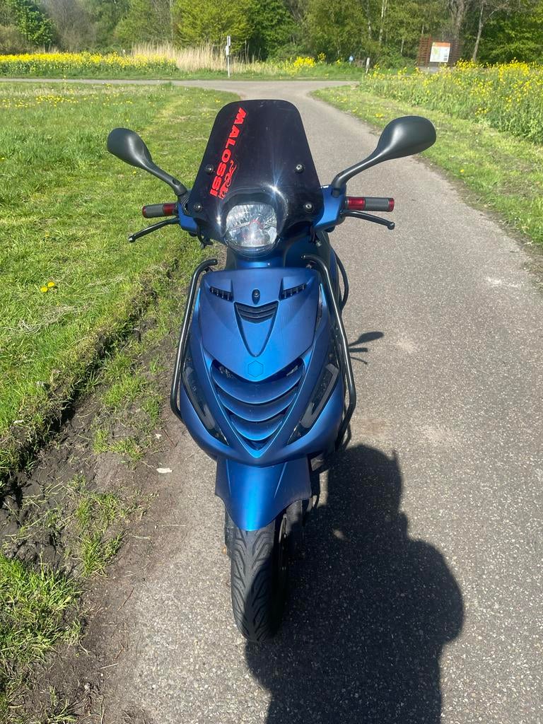 Piaggio Zip IGET 2021 - Goed onderhouden, Fietsen en Brommers, Brommeronderdelen | Scooters, Ophalen, Zo goed als nieuw, Overige typen