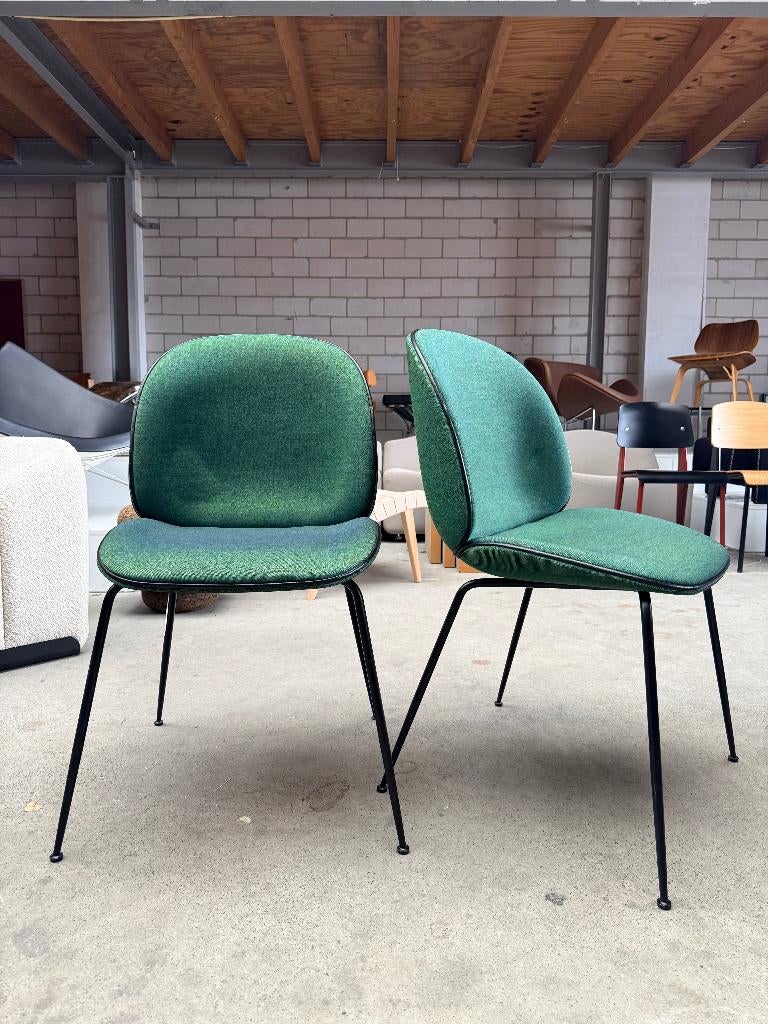 Gubi Beetle chair (2x), Ophalen, Gebruikt, Overige kleuren, Stof