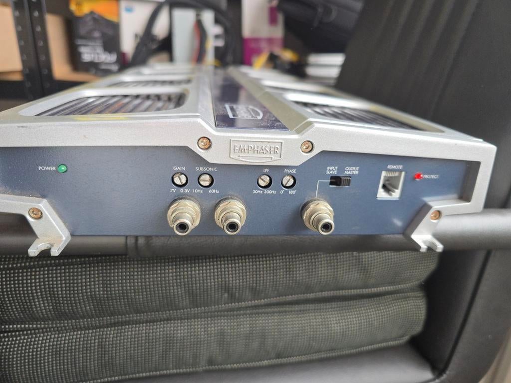 Emphaser EA 1800D subwoofer monoblock, Ophalen, Gebruikt