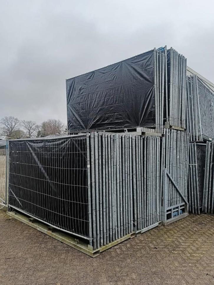 Te huur: bouwhekken met en zonder zeil, Tuin en Terras, Tuinhekken en Hekwerk, Gebruikt, IJzer, Ophalen