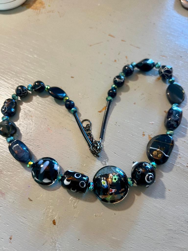 Vintage zwarte murano venetiaanse glaskralen gitten ketting, Ophalen of Verzenden, Zo goed als nieuw, Zwart, Overige materialen