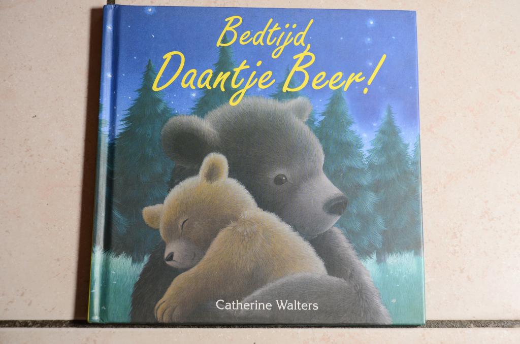 Bedtijd Daantje Beer! / Catherine Walters, Ophalen of Verzenden, Zo goed als nieuw, Fictie algemeen, Voorleesboek