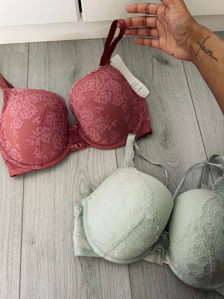 Hunkemöller BH’s met kanten detail (2 stuks) NIEUW, Hunkemöller, Ophalen of Verzenden, Overige kleuren, BH