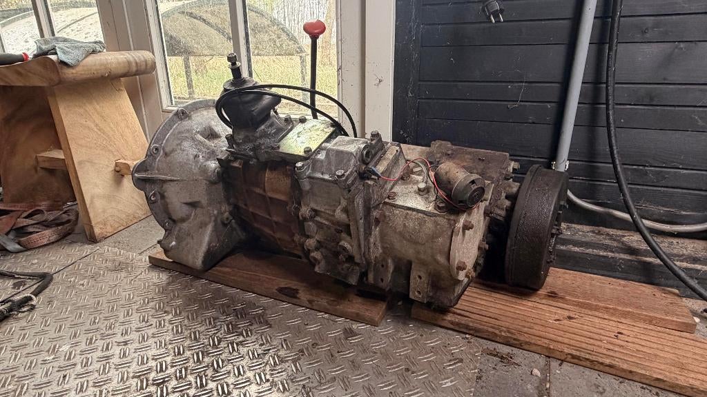 Land Rover defender R380 met LT230 tussenbak, Ophalen, Gebruikt, Land Rover