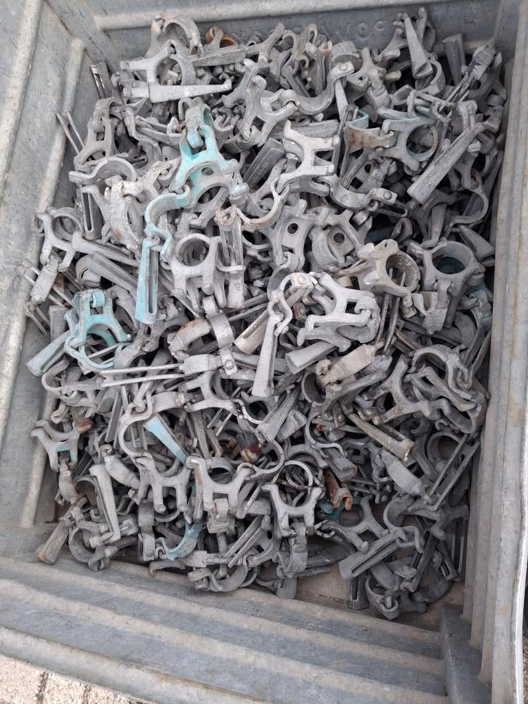 Steigermateriaal, Doe-het-zelf en Verbouw, IJzerwaren en Bevestigingsmiddelen, Ophalen, Gebruikt, 250 mm of meer