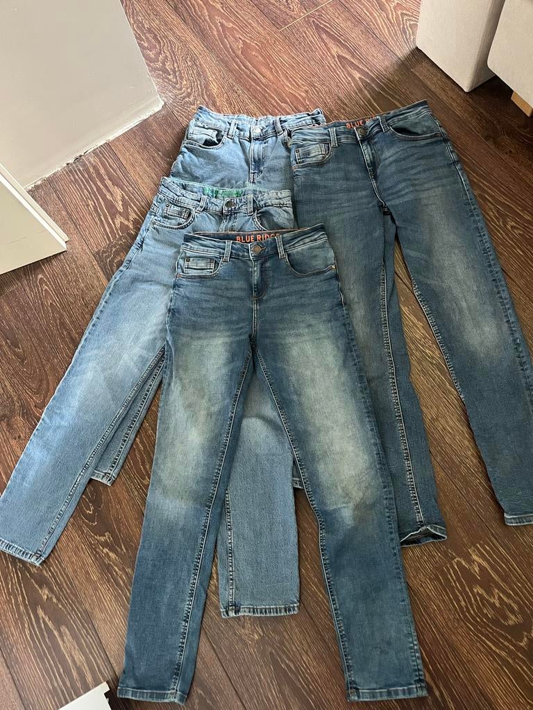 4 Spijkerbroeken maat 158, Kleding | Dames, Spijkerbroeken en Jeans, Ophalen of Verzenden, Gedragen, Blauw, Overige jeansmaten