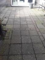Heel veel tegels gratis af te halen, Ophalen, Gebruikt, Beton, Klinkers