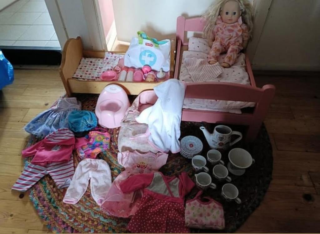 Poppen spullen en pop, Ophalen, Babypop