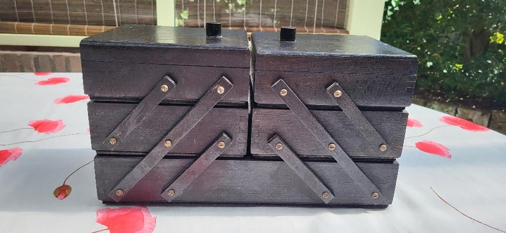 Vintage houten naaikist, Ophalen of Verzenden