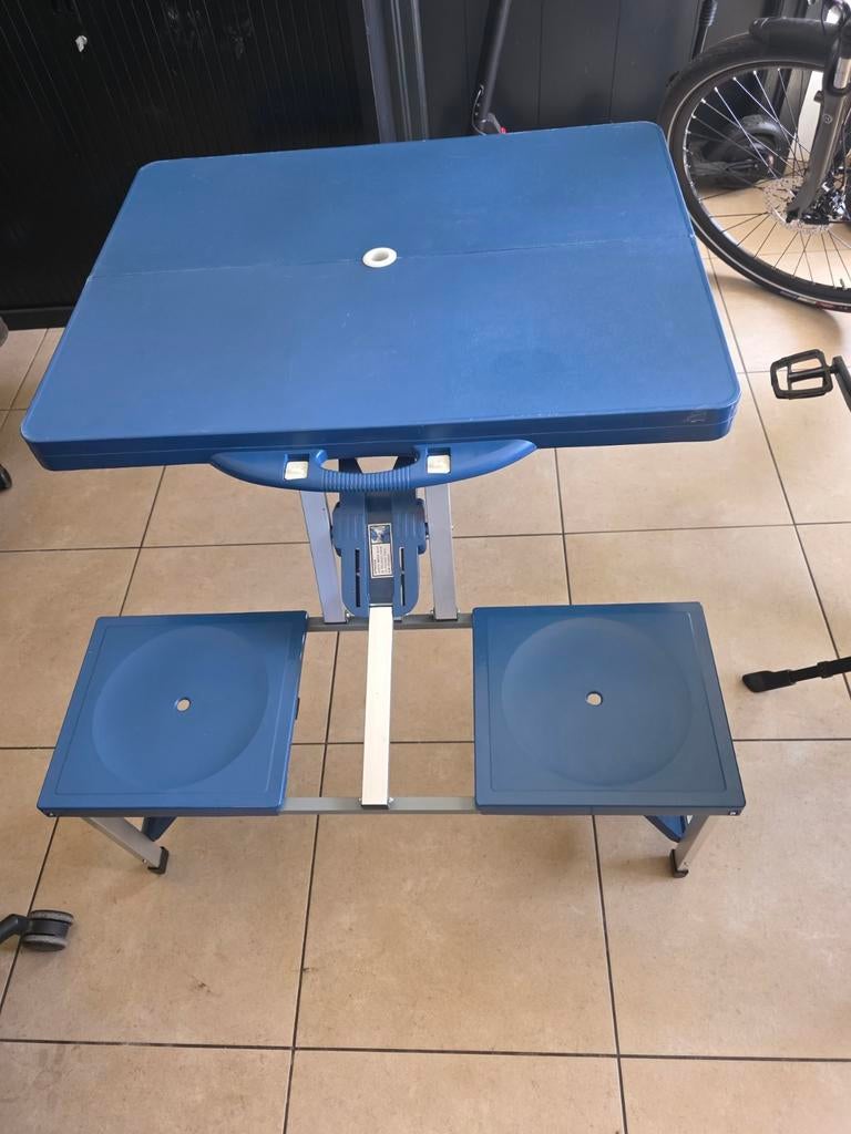 Compacte opvouwbare campingtafel met zitjes, Ophalen of Verzenden, Gebruikt, Campingtafel