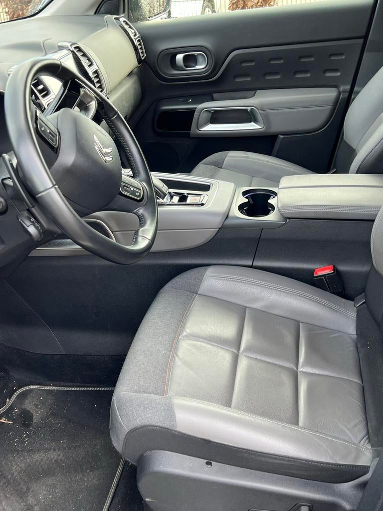 Citroën C5 Aircross 1.2 Puretech 130pk S&S Eat8 2021 Grijs, Auto's, Citroën, Euro 5, 15 km/l, 1199 cc, 2500 kg