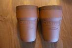 2 Bruine aardewerk '' KELTFEST '' 2013 bekers 0,4 l., Overige typen, Ophalen of Verzenden, Zo goed als nieuw, Overige stijlen