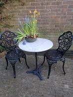 Marmeren bistro tafel met 2 aluminium stoeltjes., Ophalen of Verzenden, Gebruikt, Aluminium
