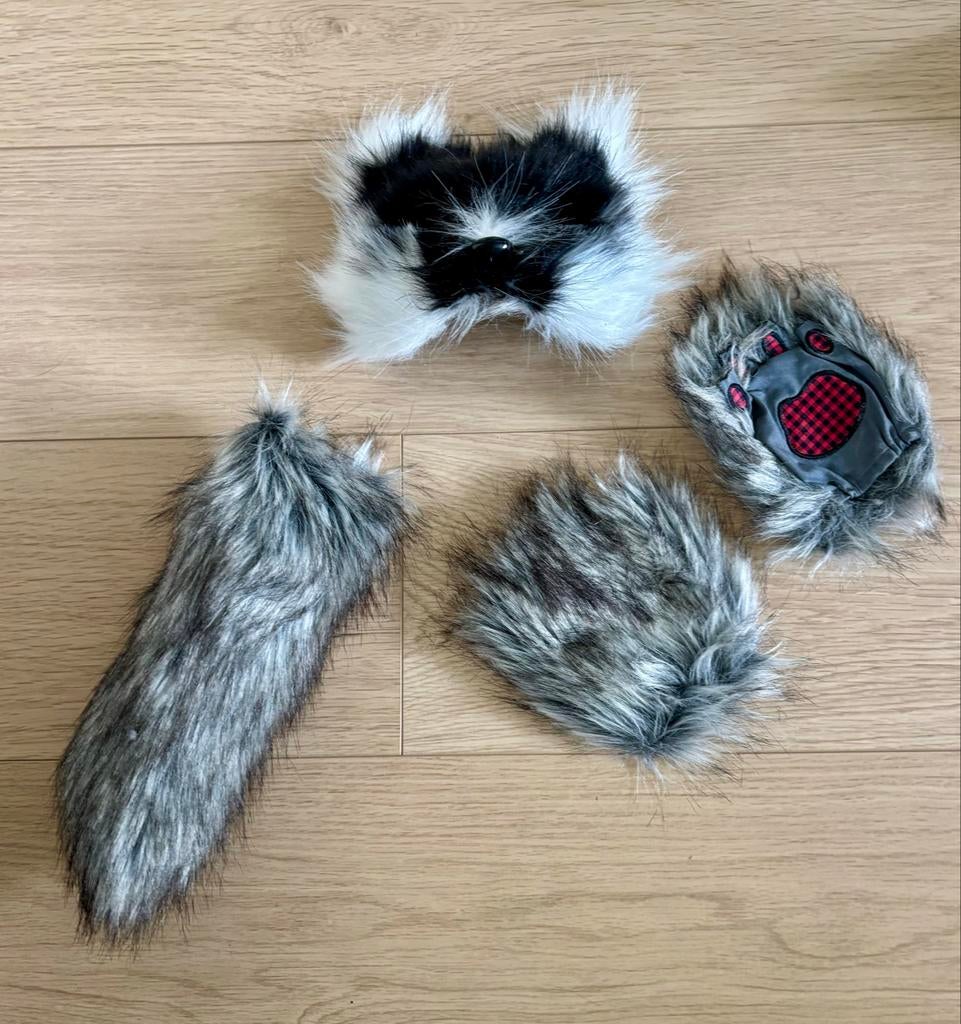 Therian set: staart, klauwen en masker, Ophalen, Zo goed als nieuw, Toneelattributen of Onderdelen