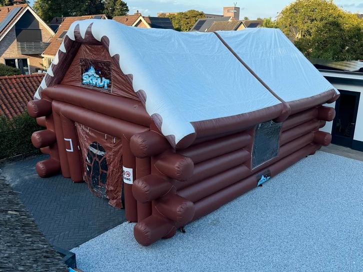 Opblaasbare Apres ski tent te huur, Hobby en Vrije tijd, Feestartikelen | Verhuur, Verjaardag, Ophalen