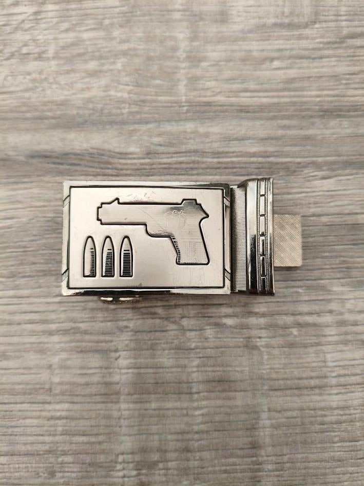 Metalen riem gesp met pistool en kogels bedrukking, Losse buckle of gesp, Overige kleuren, Minder dan 95 cm, Ophalen of Verzenden