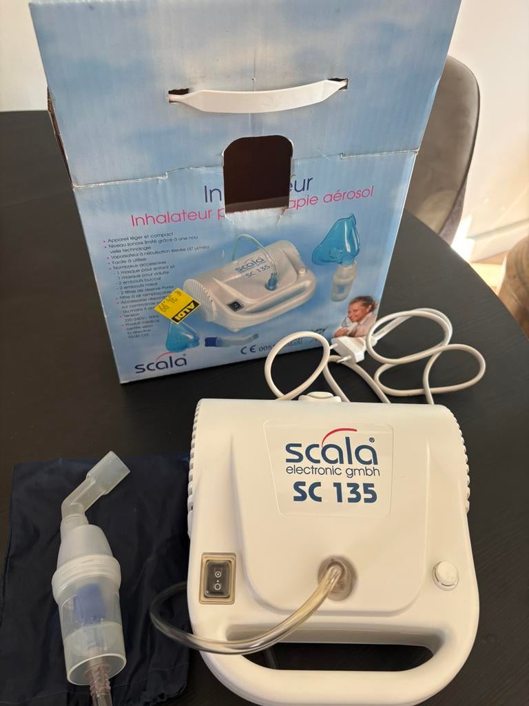 Inhalator bij verkoudheid/astma etc etc, Ophalen of Verzenden, Zo goed als nieuw