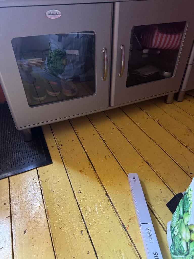 Kastje Malibu, Huis en Inrichting, Ophalen, Gebruikt, Retro