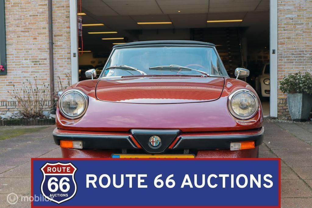 Alfa Romeo Spider 1.6 Aerodinamica | 1983 | Route 66 Auction, Auto's, Oldtimers, Overige carrosserieën, Zwart, Bedrijf, Handgeschakeld