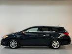 Toyota Auris Touring Sports 1.8 Hybrid Lease+ PANO Camera, Auto's, Toyota, Euro 5, Gebruikt, Origineel Nederlands, 1320 kg
