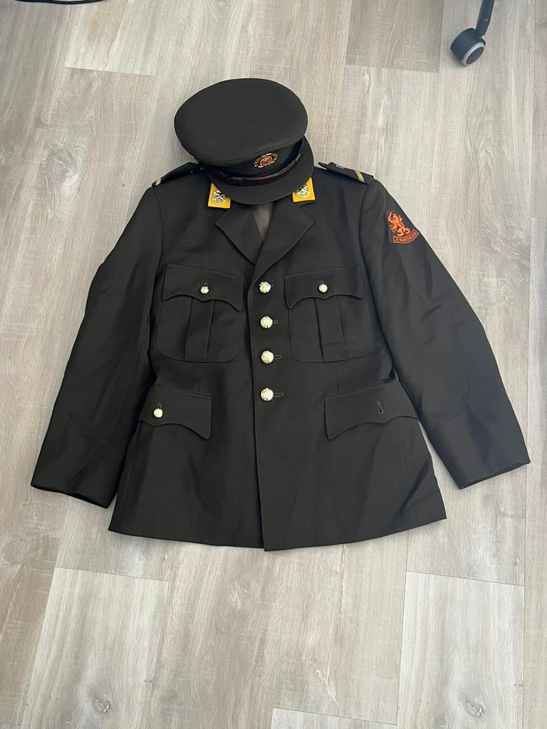 Uniform geneeskundigedienst met jas, broek en pet, Ophalen of Verzenden, Nederland, Kleding of Schoenen