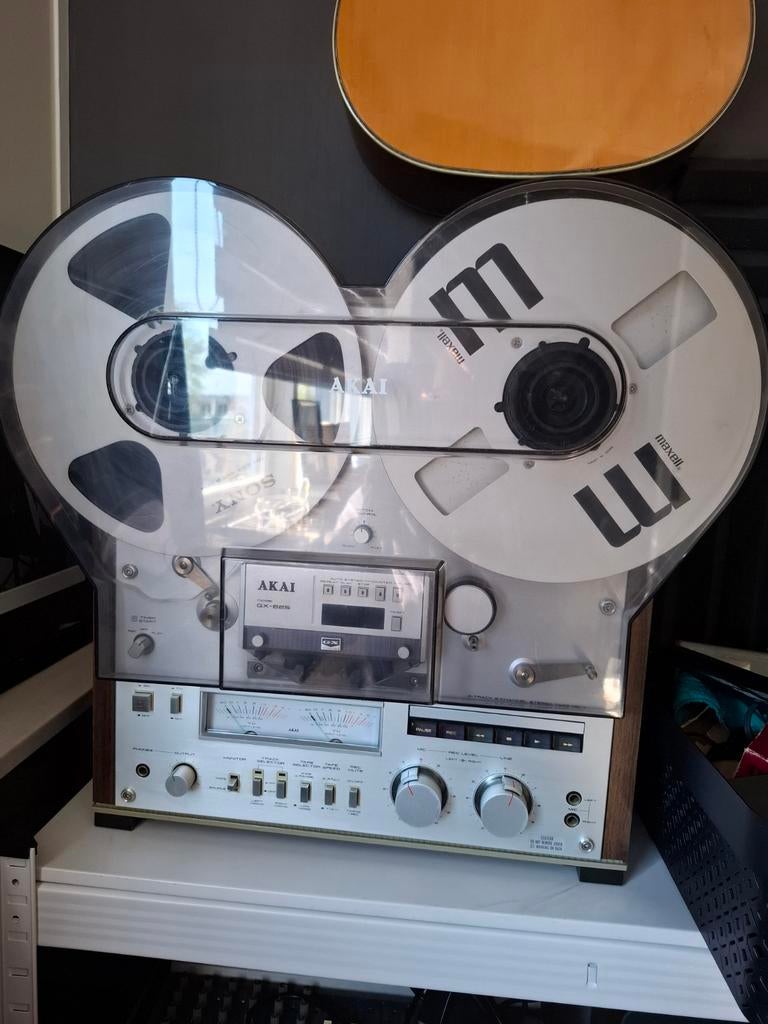 Akai bandrecorder gx 625 met stof kap plus een aantal banden, Ophalen of Verzenden, Bandrecorder