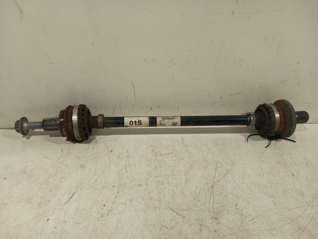 Aandrijfas rechts achter Volkswagen Golf, Auto-onderdelen, Onderdelen@venauto.nl, Van der Ven Autorecycling B.V., Gebruikt, Ettenseweg 76, 4706 PB Roosendaal, The Netherlands