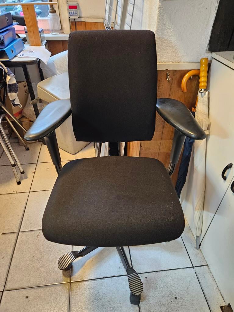 Bureau stoel Hag, Ophalen, Gebruikt, Zwart