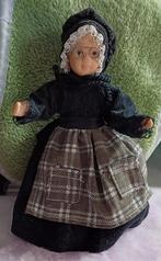 Poppenhuis popje nummer 1, Ophalen of Verzenden, Poppenhuis