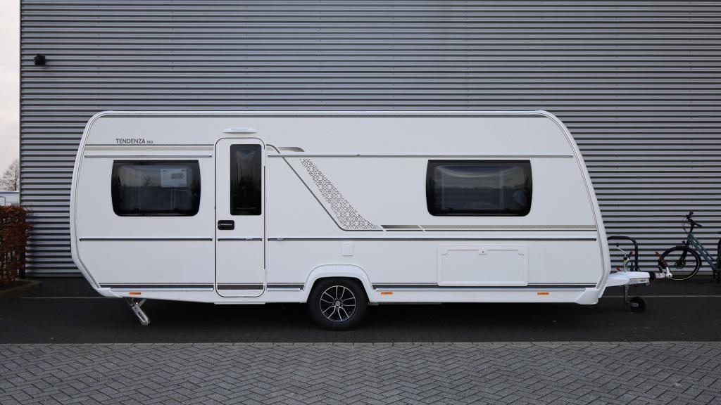 Fendt Tendenza 560 SG 2000 kg + vloerverwarming, Rondzit, Bedrijf, Schokbreker, Overige typen