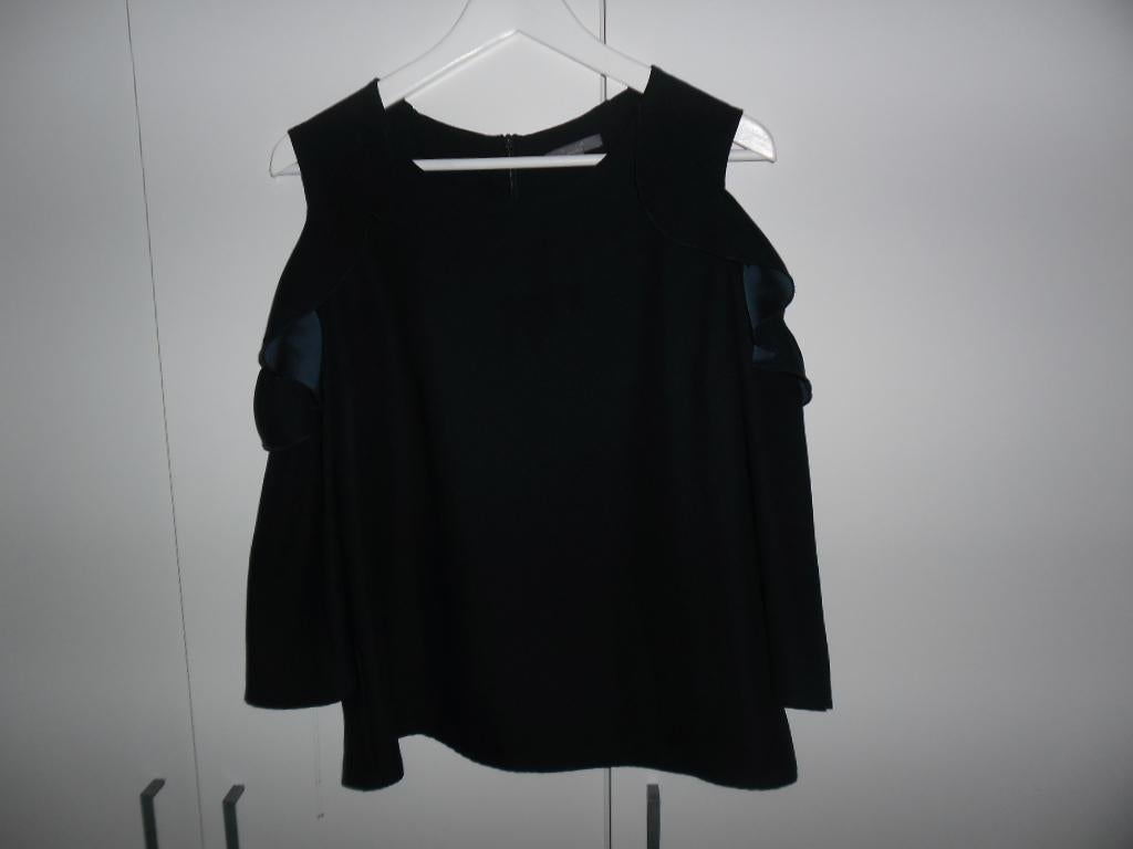 Kocca Collection Donkerblauwe Top Met Open Schouders Maat M, Maat 38/40 (M), Blauw, Kocca, Nieuw