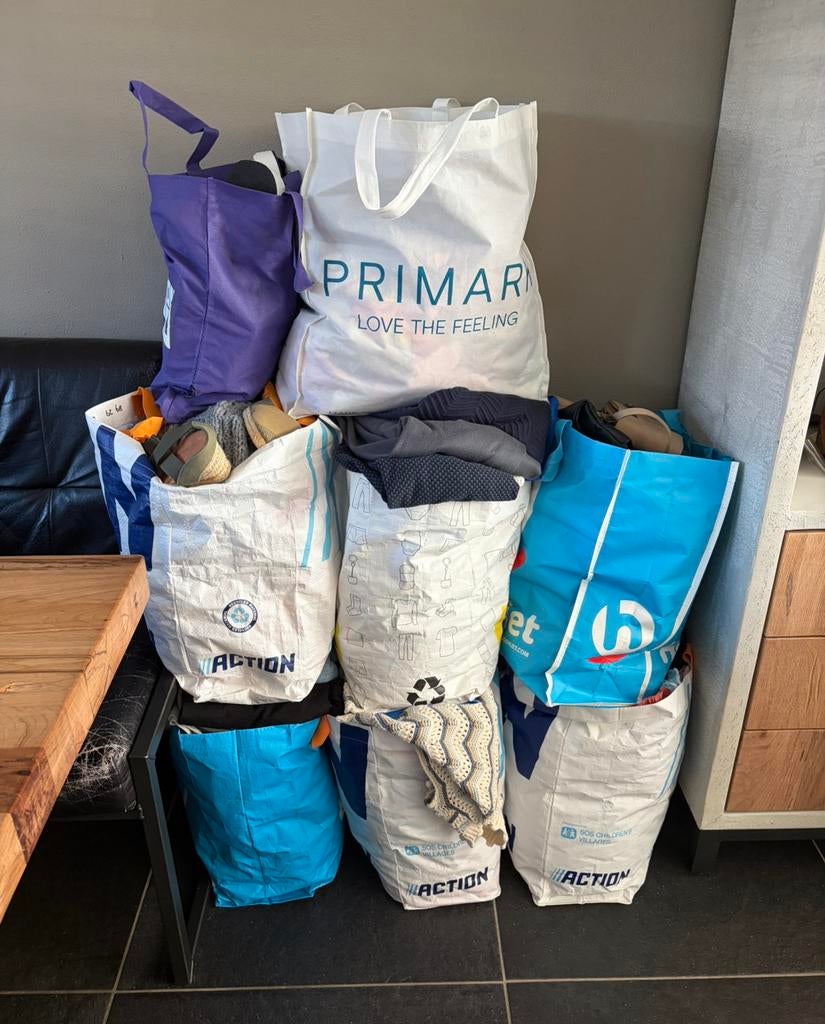 Partij kleding - Moet nu weg!!, Ophalen, Zo goed als nieuw, Overige maten