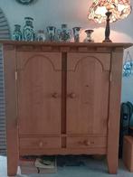 Prachtige 2 deurs dressoir zie foto's!, Ophalen, 25 tot 50 cm