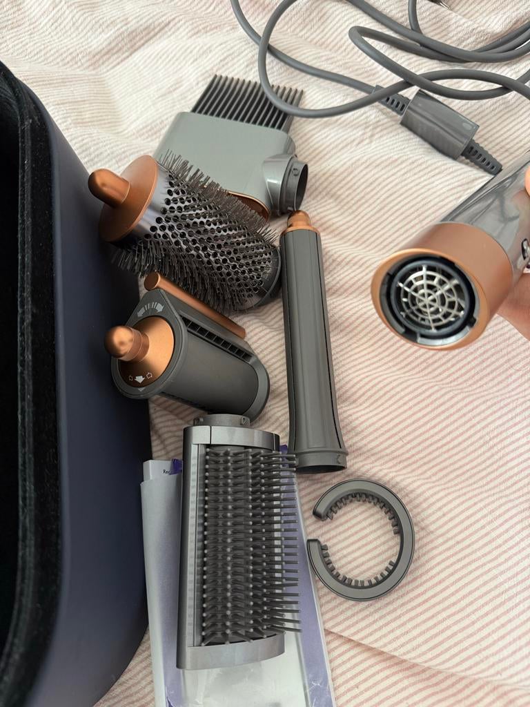 Dyson Airwrap Complete Styler met accessoires, Ophalen, Gebruikt, Föhn of Haardroger