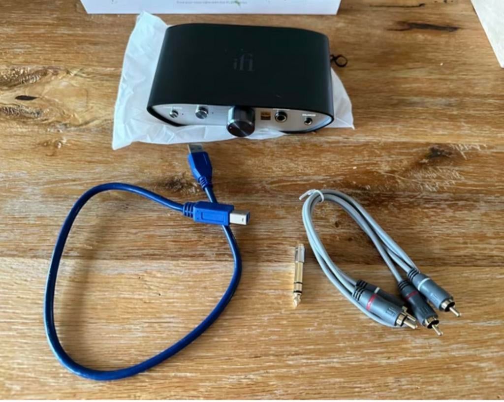 iFi Zen DAC V2 - Digitale Analoge Converter & Hoofdtelefoonv, Ophalen of Verzenden, Zo goed als nieuw