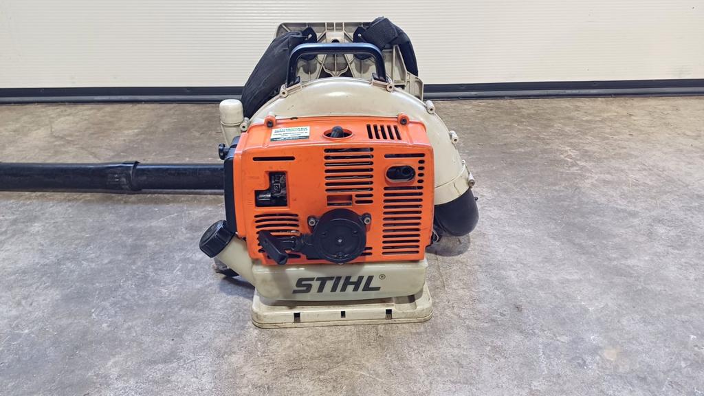 Stihl BR400 Rugblazer - Krachtige Bladblazer, Gebruikt, Ruggedragen, Ophalen of Verzenden, Stihl