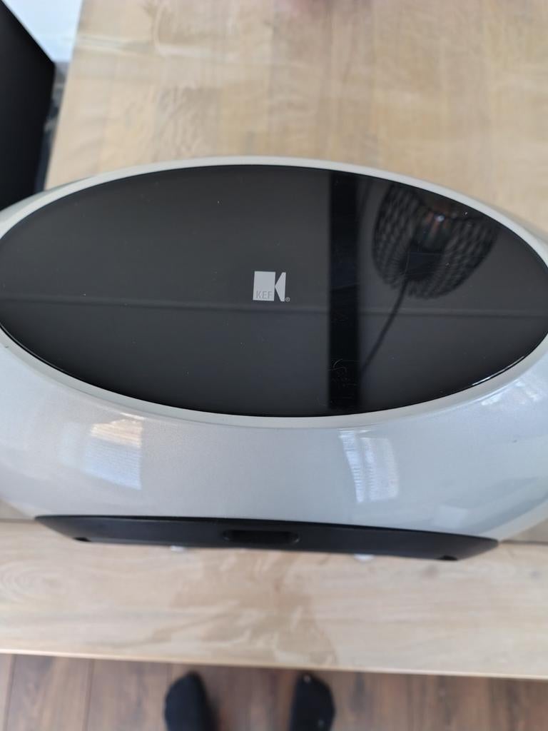 Tekoop kef subwoofer, Ophalen of Verzenden, 120 watt of meer, Subwoofer, Overige merken