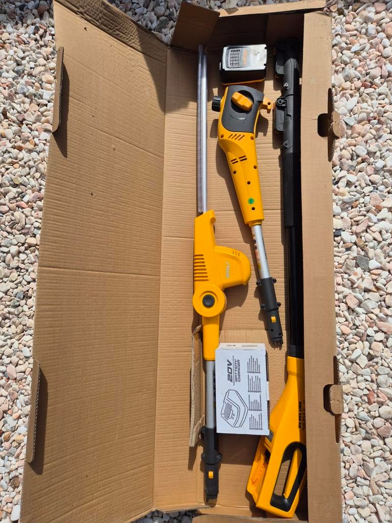 Stiga accu heggenschaar en snoeizaag * Compleet, Ophalen of Verzenden, Zo goed als nieuw, Accu, Stiga