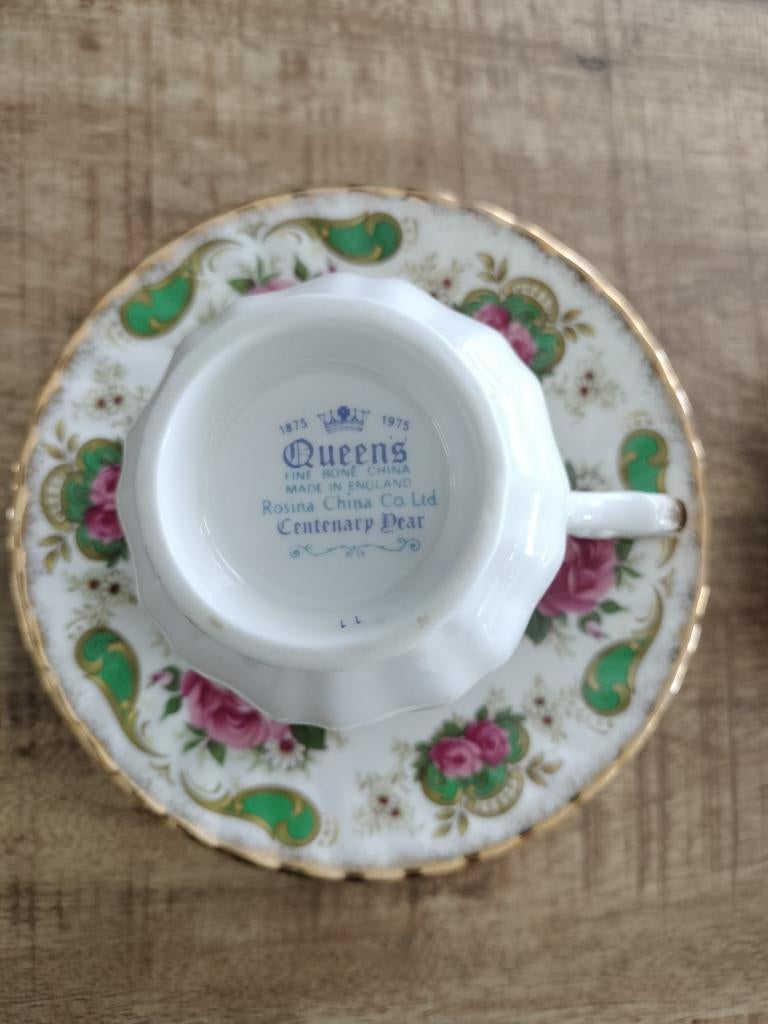 Rosina China Co. Ltd. Queens Centenary Dear kop en schotel, Ophalen