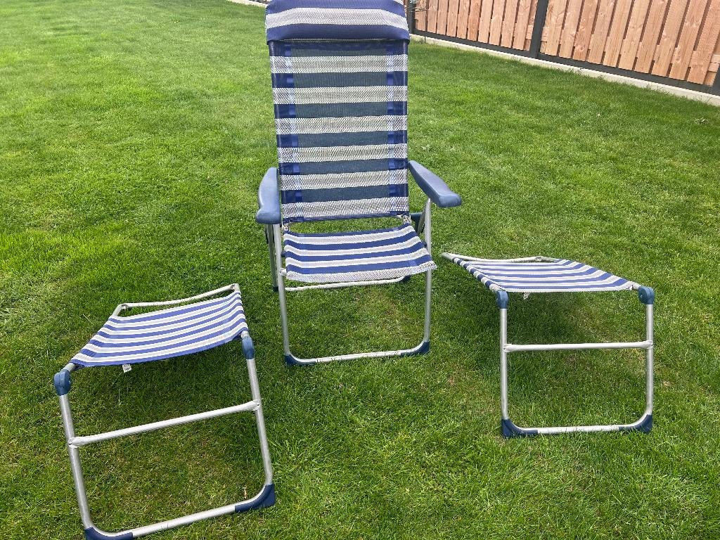 1 x verstb campingstoel blauw wit 2 x voetenbank Crespo, Ophalen, Zo goed als nieuw, Campingstoel